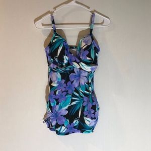 🔥SALE🔥Trimshaper Tankini size 10